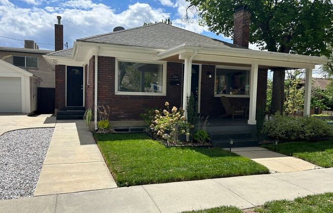 Beautiful Remodeled 3 Bed, 2 Bath Home In The Avenues!!!