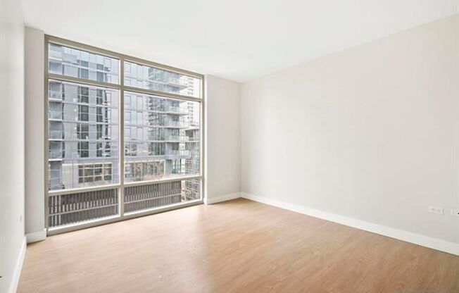 2 beds, 1 bath, $3,000, Unit # 1003