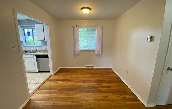 70 Larchmont Road