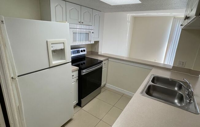 ***All Utilities Included*** 3 bedroom 2 bathroom Condo w/utilities included in $300 Utility Fee.