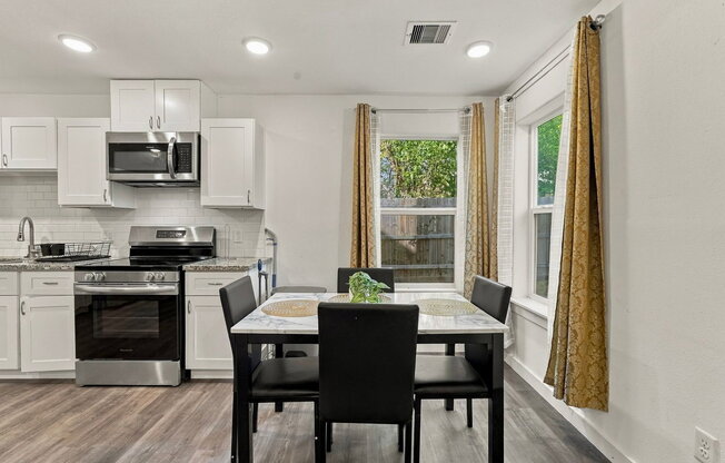 3 beds, 2 baths, 1,445 sqft, $1,725, Unit B