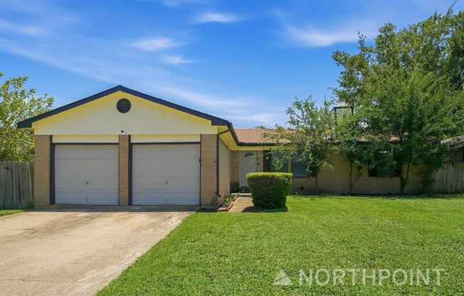 820 HOLW CRK RD
