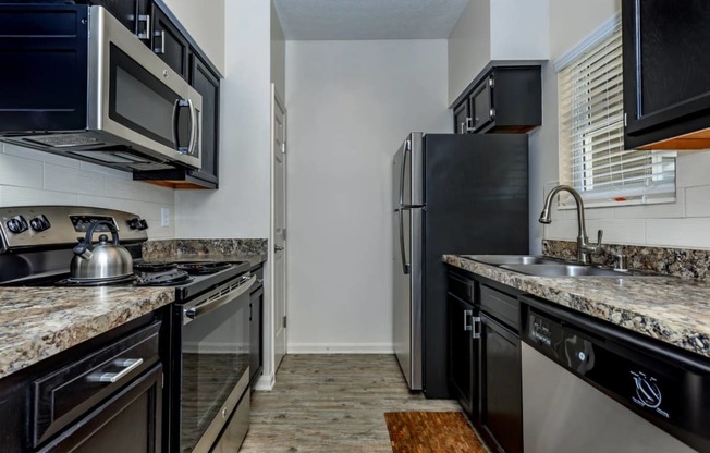 Fenwick_Place_Interior_14_Louisville_KY