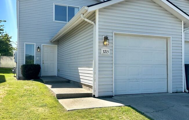 3215,17,19,21 Thicket Ln.
