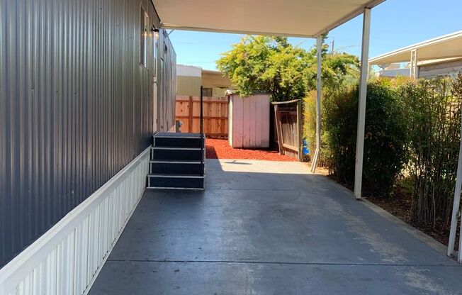 2 beds, 2 baths, 1,080 sqft, $3,499, Unit 21