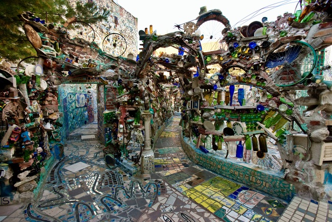 Philadelphia Magic Gardens Courtyard