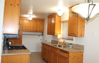 2 beds, 1 bath, $1,550