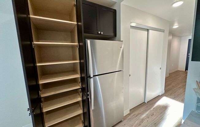 Studio, 1 bath, 412 sqft, $1,695, Unit Unit 301