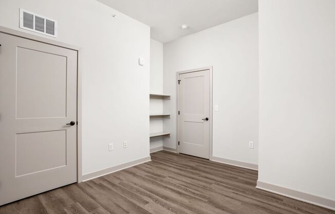 1 bed, 1 bath, 910 sqft, $1,685, Unit 833 W Main St #203