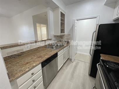 2 beds, 2 baths, 960 sqft, $2,245