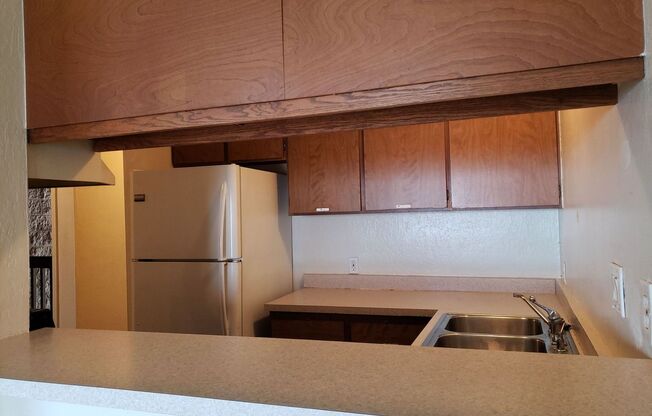 WAILUKU MANOR 1 BD. 1 BA. UNFURNISHED UNIT