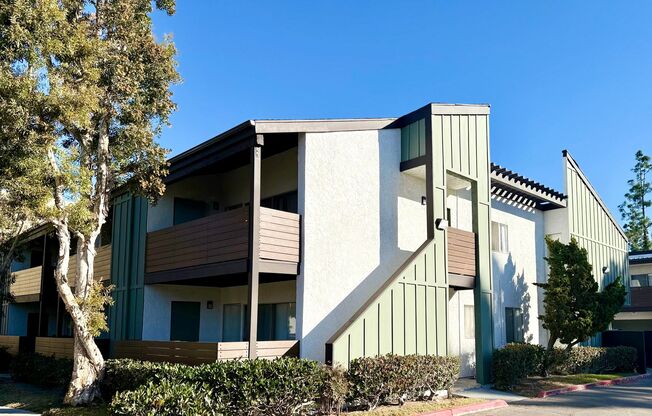 Daisy Apartments