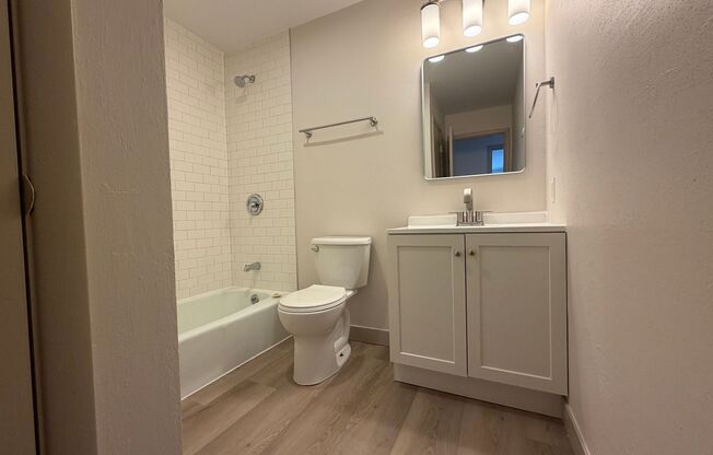 1 bed, 1 bath, $850, Unit 23