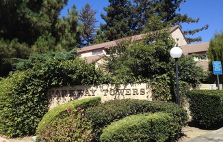 Spacious 2-Story Townhouse-Style Condo in Central Fremont – Available Now!