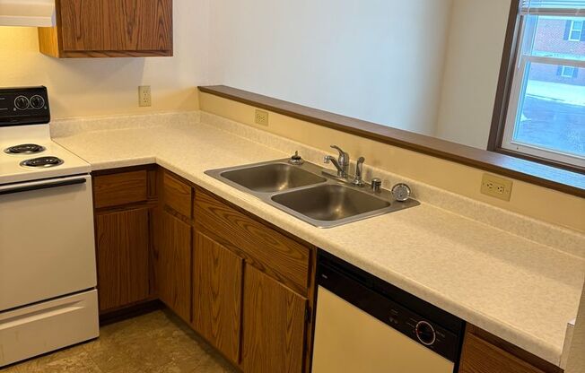 Lake Bluff Apartment Homes