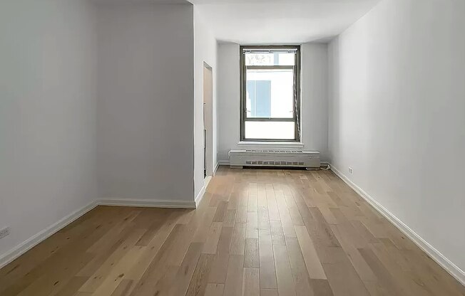 1 bed, 1 bath, $4,250, Unit 15P