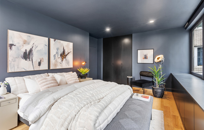 1 bed, 1 bath, 813 sqft, $5,300, Unit 7K