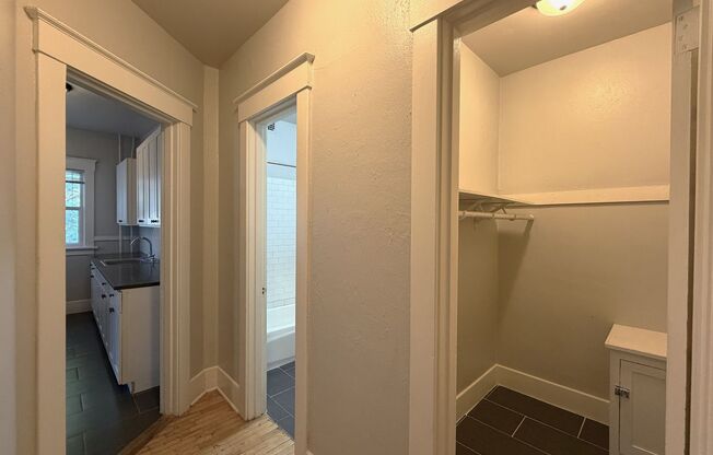1 bed, 1 bath, 487 sqft, $1,325, Unit 307