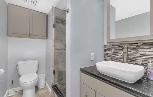 3 beds, 2 baths, $4,340, Unit Unit 1402