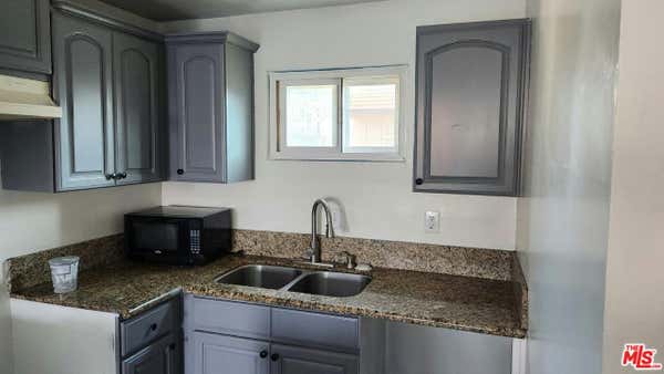 1 bed, 1 bath, 550 sqft, $1,900