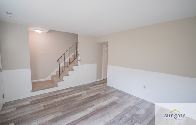 6449 UN CT