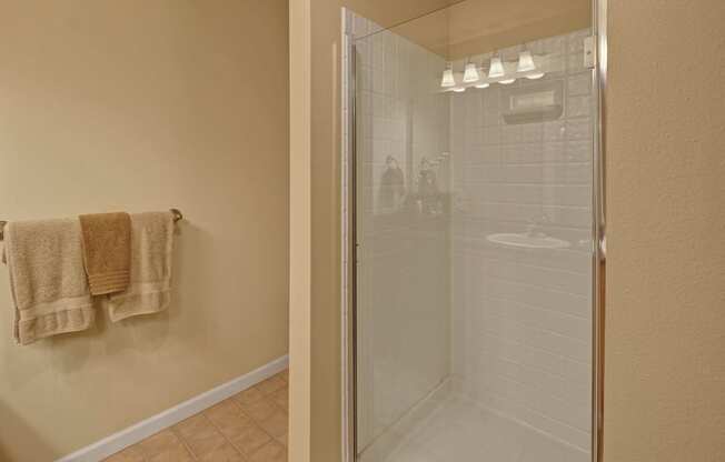 Admirals Cove Bathroom