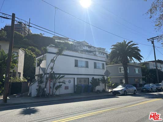 410 PERSHING DR