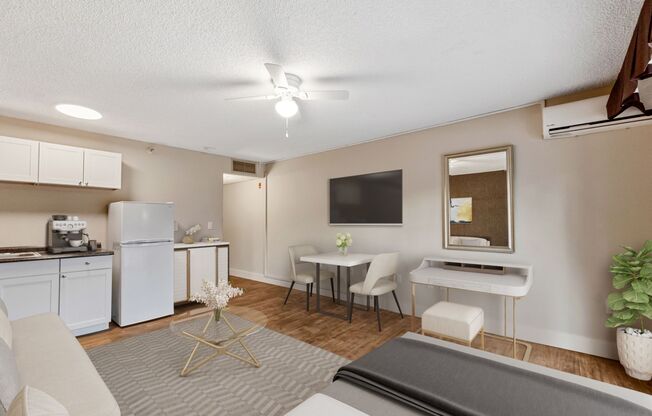Studio, 1 bath, 330 sqft, $1,725, Unit 17059 - 165