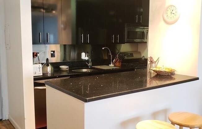 1 bed, 1 bath, 802 sqft, $3,150, Unit 5H