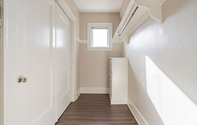 Studio, 1 bath, 400 sqft, $1,495, Unit 203