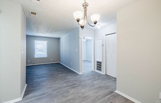 1 bed, 1 bath, 612 sqft, $895, Unit H094