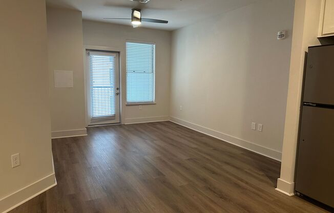 1 bed, 1 bath, 787 sqft, $1,850, Unit 221-A3