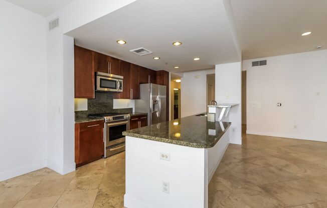 3 beds, 2 baths, $3,800, Unit UNIT # 201