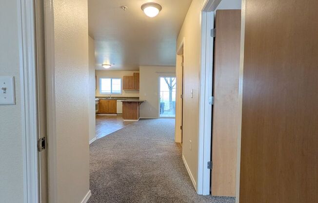 2 beds, 2 baths, 994 sqft, $1,475, Unit E101