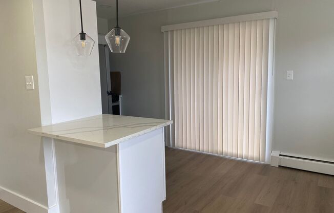 1 bed, 1 bath, $1,725, Unit 401