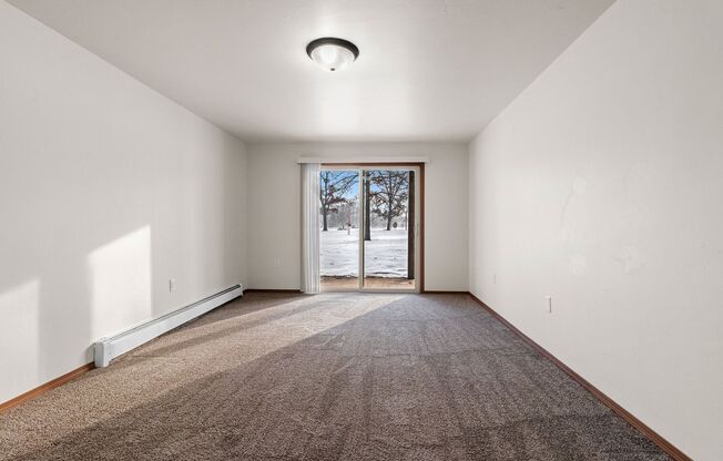 1 bed, 1 bath, 950 sqft, $1,129.99, Unit 1140-04