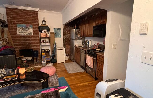 1 bed, 1 bath, $2,800, Unit 5