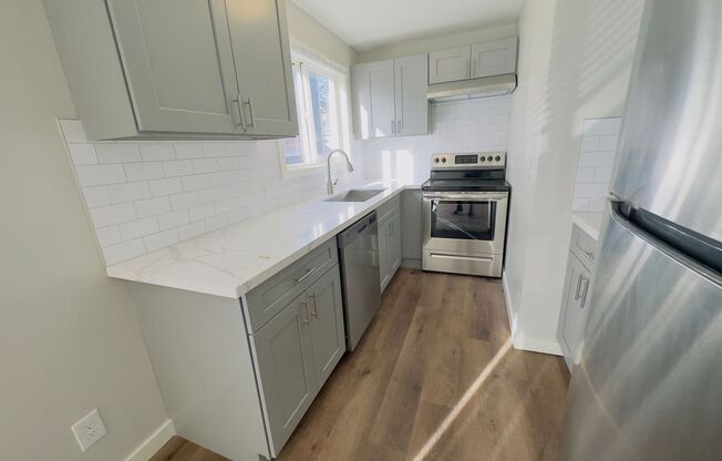 1 bed, 1 bath, 676 sqft, $1,500, Unit 923 - 3
