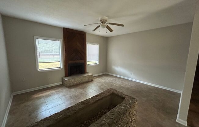 1069 Kelly Drive, Hinesville, GA