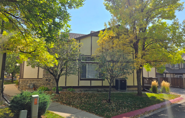 1632 FOXHALL CT
