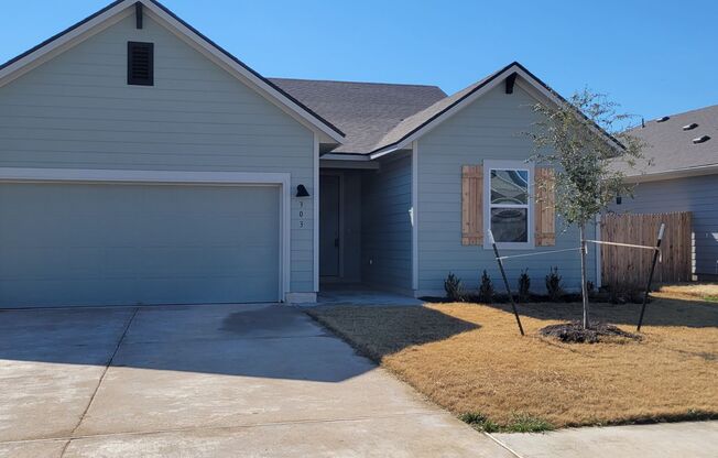 3 beds, 2 baths, $2,100