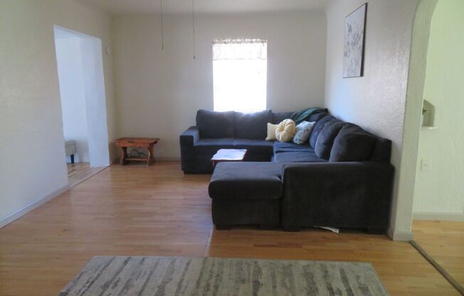 2 beds, 1 bath, $1,800