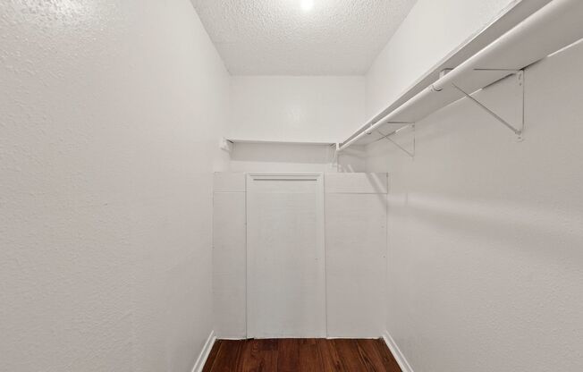 1 bed, 1 bath, 653 sqft, $699