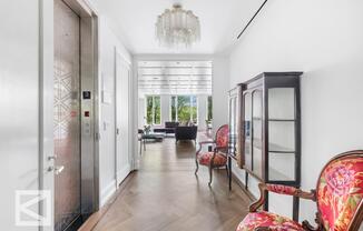 22 CENTRAL PARK S