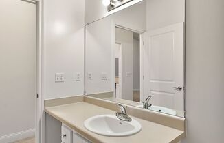 2 beds, 1 bath, 1,010 sqft, $1,520, Unit 2-2375 Shelley Ct.