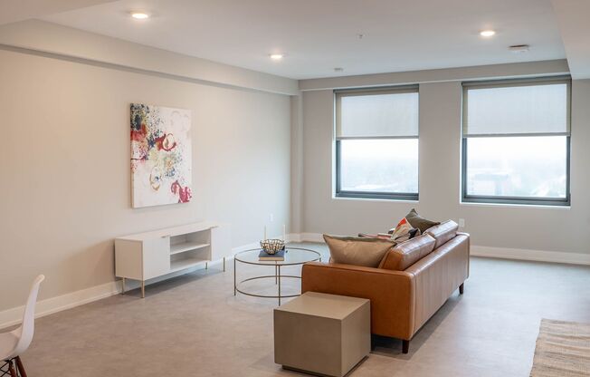 1 bed, 1 bath, 750 sqft, $1,354, Unit 303