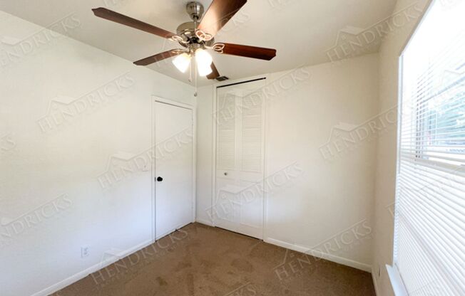 3 beds, 1 bath, $1,525