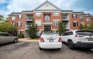 Beautiful 2 BR/2 BA Condo in Piney Orchard!