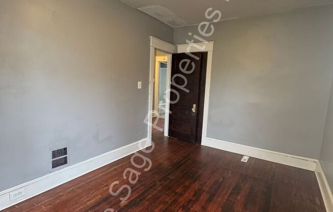 3 beds, 1 bath, 1,063 sqft, $1,595, Unit Unit 1