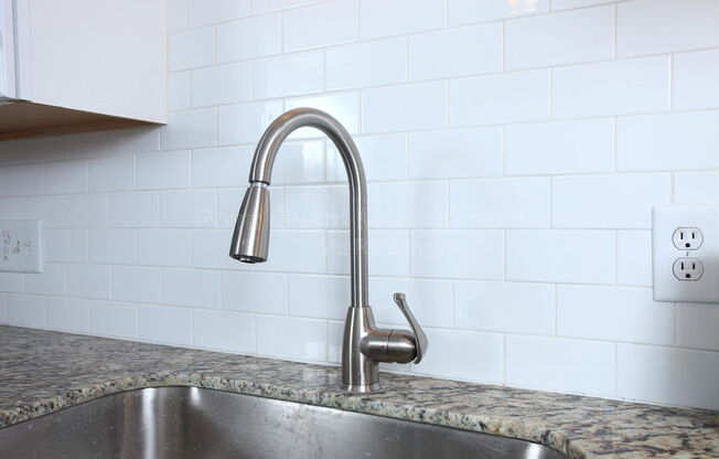 1 bed, 1 bath, 672 sqft, $650, Unit 312